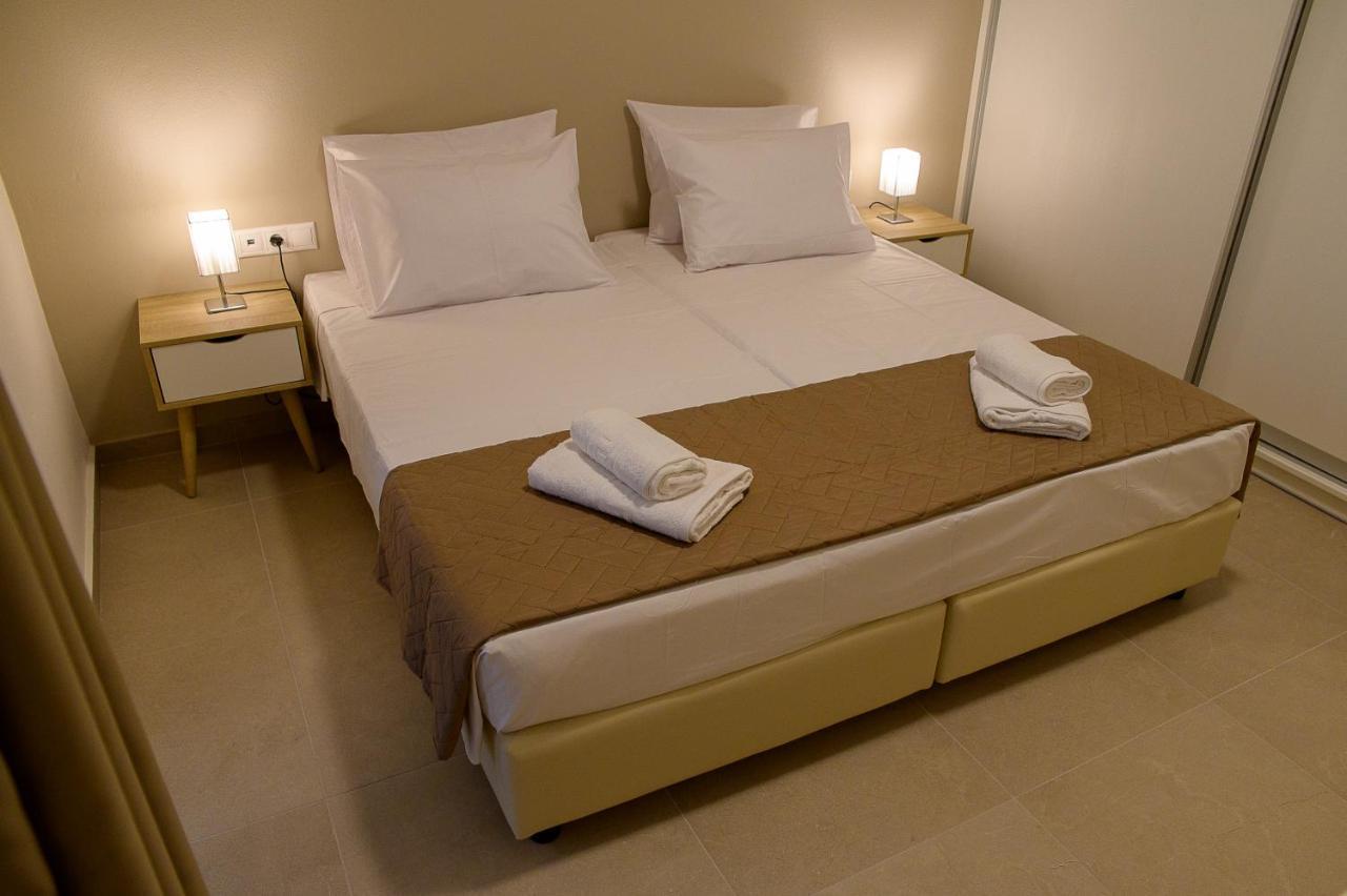 הרקליון Uni Island - City Center Suites מראה חיצוני תמונה