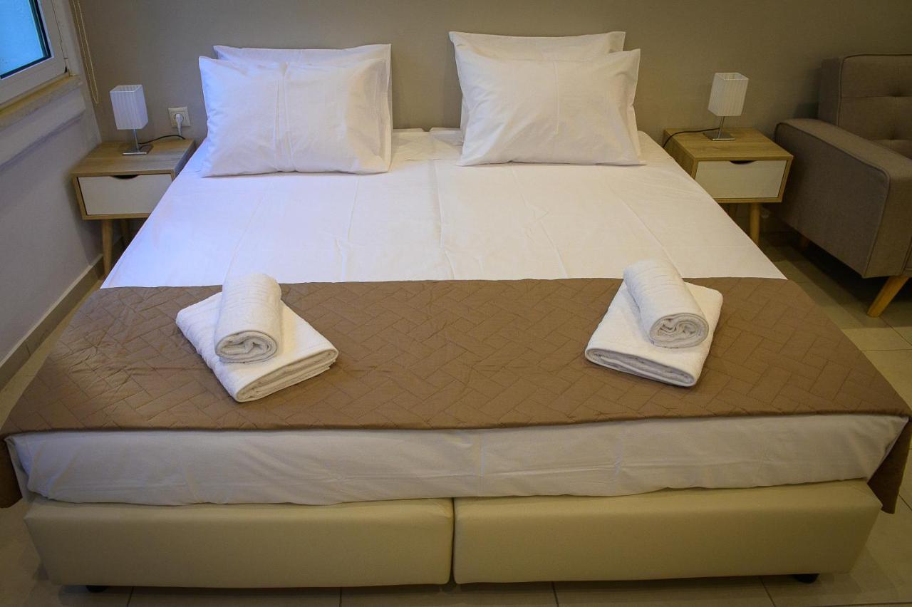 הרקליון Uni Island - City Center Suites מראה חיצוני תמונה