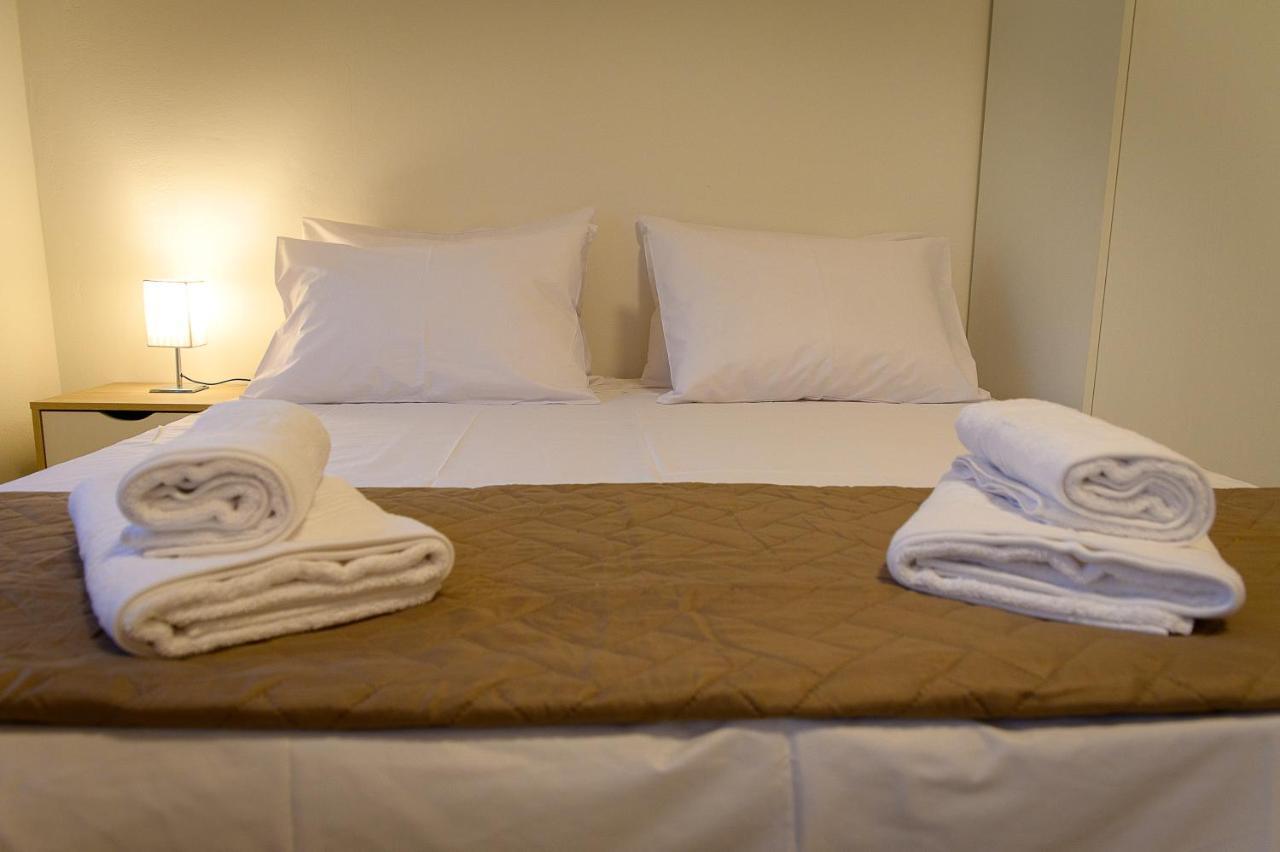 הרקליון Uni Island - City Center Suites מראה חיצוני תמונה