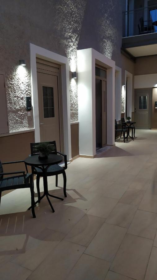 הרקליון Uni Island - City Center Suites מראה חיצוני תמונה